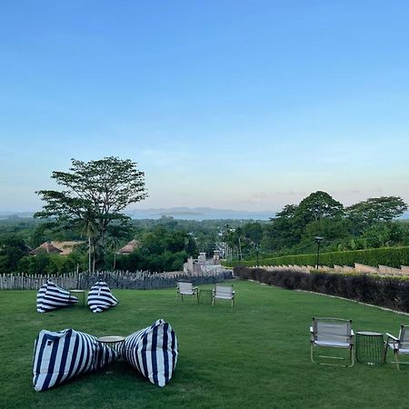 Ozone Villa Phuket Pa Khlok Dış mekan fotoğraf